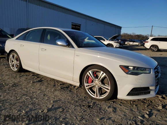 2018 Audi S6 Premium Plus z VIN WAUFFAFC0JN090591, wystawiony jako Copart lot #43945105 z przebiegiem 123 155 mil mil oraz Szkoda całkowita • Salvage title. Historia ofert i sprzedaży dostępna na DreamBid. Obrazek 4.