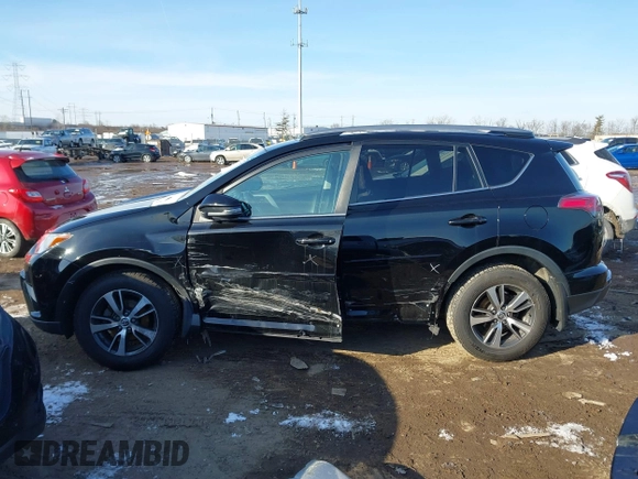 2018 Toyota RAV4 XLE with VIN 2T3RFREV1JW808773, listed as a IAAI auction lot 41595377 with 109,309 mi miles. Bid and sale history available at carsss.com. Image 15.