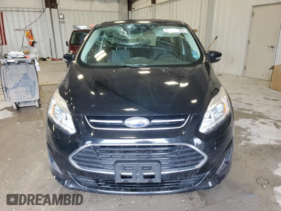 2017 Ford C-Max SE z VIN 1FADP5AU6HL103483, wystawiony jako Copart lot #58922605 z przebiegiem 131 064 mil mil oraz Czysty tytuł • Clean title. Historia ofert i sprzedaży dostępna na DreamBid. Obrazek 5.