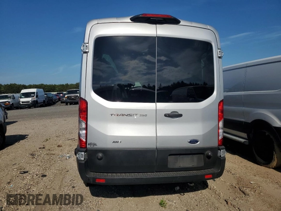 2020 Ford Transit Passenger XL with VIN 1FBAX9C88LKA58361, listed as a Copart auction lot 59752994 with 25,899 mi miles and Salvage Title. Bid and sale history available at DreamBid. Image 6.