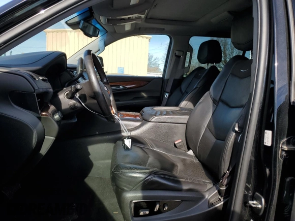 2015 Cadillac Escalade ESV Luxury z VIN 1GYS4SKJ9FR638468, wystawiony jako Copart lot #44035545 z przebiegiem 191 761 mil mil oraz Szkody całkowita. Historia ofert i sprzedaży dostępna na DreamBid. Obrazek 7.