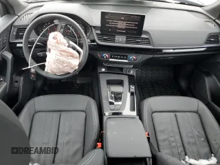 2024 Audi Q5 Komfort with VIN WA1AAAFY1R2134287, listed as a Copart auction lot 45710475 with 5,538 mi miles and Salvage Title. Bid and sale history available at carsss.com. Image 8.