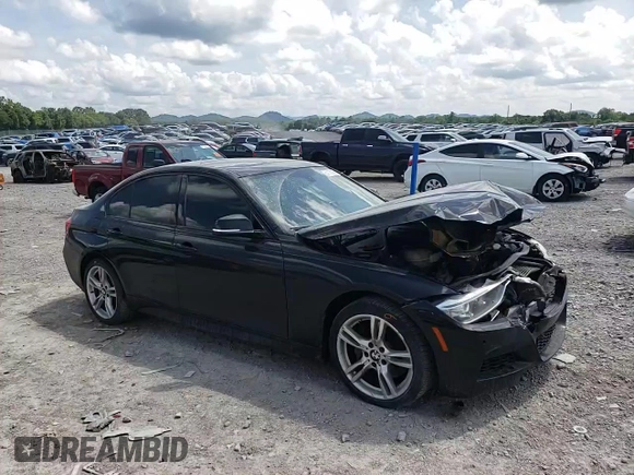2014 BMW 3 Series 335i xDrive z VIN WBA3B9G50ENR92595, wystawiony jako Copart lot #61133205 z przebiegiem 185 516 mil mil oraz Czysty tytuł • Clean title. Historia ofert i sprzedaży dostępna na DreamBid. Obrazek 14.