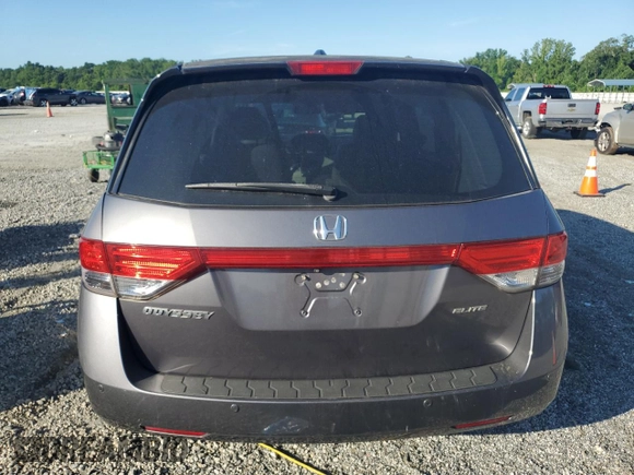 2014 Honda Odyssey Touring z VIN 5FNRL5H90EB007862, wystawiony jako Copart lot #60470005 z przebiegiem 135 686 mil mil oraz Czysty tytuł • Clean title. Historia ofert i sprzedaży dostępna na DreamBid. Obrazek 6.