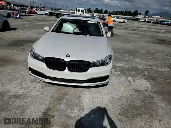 2018 BMW 7 Series 740e xDrive iPerformance with VIN WBA7J2C51JG938111, listed as a Copart auction lot 73361933 with 104,641 mi miles. Bid and sale history available at carsss.com. Image 11.
