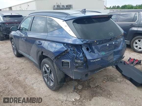 2025 Hyundai Tucson SEL with VIN 5NMJB3DE0SH460252, listed as a IAAI auction lot 42116807 with 15,959 mi miles. Bid and sale history available at carsss.com. Image 3.
