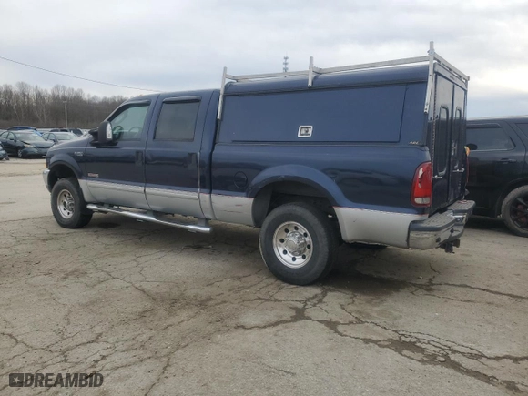 2003 Ford Super Duty F-250 XL with VIN 1FTNW21P93ED14569, listed as a Copart auction lot 44490365 with 337,392 mi miles and Salvage Title. Bid and sale history available at carsss.com. Image 2.