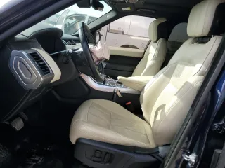 2020 Land Rover Range Rover Sport HSE with VIN SALWR2SU2LA723867, listed as a Copart auction lot 51534245 with 70,276 mi miles and Salvage title. Bid and sale history available at DreamBid. Image 7.