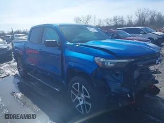 2023 Chevrolet Colorado 4WD Z71 with VIN 1GCPTDEKXP1247067, listed as a IAAI auction lot 41760802 with 21,259 mi miles. Bid and sale history available at carsss.com. Image 1.