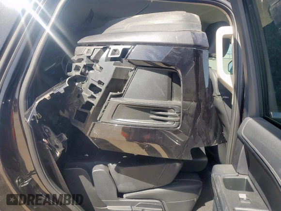2022 Ford Expedition XLT with VIN 1FMJU1HT4NEA34624, listed as a Copart auction lot 56891045 with 48,202 mi miles and Salvage title. Bid and sale history available at DreamBid. Image 11.