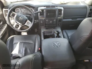 2018 Ram 2500 Laramie with VIN 3C6UR5FL8JG115309, listed as a Copart auction lot 46989935 with 115,204 mi miles and Salvage Title. Bid and sale history available at carsss.com. Image 8.