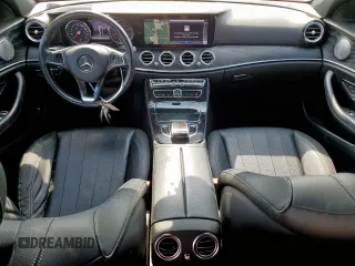 2017 Mercedes-Benz E 300 Luxury with VIN WDDZF4JB6HA091364, listed as a Copart auction lot 58209375 with 169,960 mi miles and Clean title. Bid and sale history available at DreamBid. Image 8.