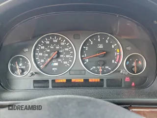 2000 BMW M5 z VIN WBSDE9342YBZ96884, wystawiony jako Copart lot #81061134 z przebiegiem 144 475 mil mil oraz Nie do naprawy • Non repairable. Historia ofert i sprzedaży dostępna na DreamBid. Obrazek 9.