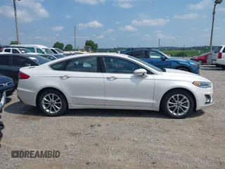 2019 Ford Fusion Titanium with VIN 3FA6P0SU8KR192833, listed as a IAAI auction lot 42818081 with 71,188 mi miles and . Bid and sale history available at DreamBid. Image 13.