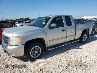 2010 Chevrolet Silverado 1500 LT with VIN 1GCSCSEA8AZ123006, listed as a Copart auction lot 67343274 with 114,877 mi miles and Salvage Title. Bid and sale history available at DreamBid. Image 1.