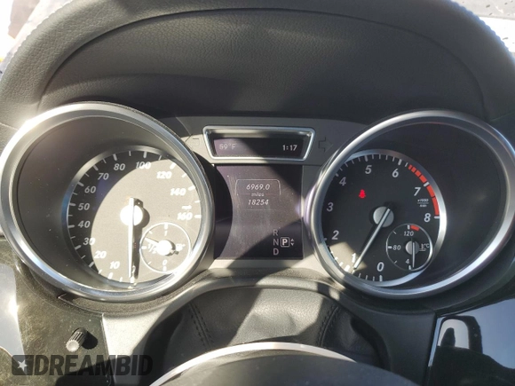 2015 Mercedes-Benz M 400 with VIN 4JGDA5GB2FA486716, listed as a Copart auction lot 88552985 with 18,254 mi miles and Salvage Title. Bid and sale history available at DreamBid. Image 9.