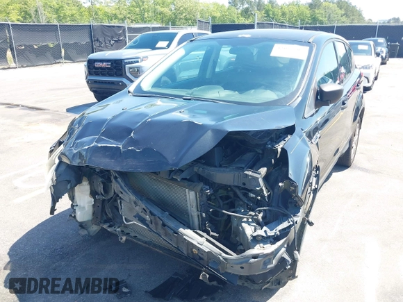 2013 Ford Escape S with VIN 1FMCU0F7XDUD47559, listed as a IAAI auction lot 42027505 with 209,394 mi miles. Bid and sale history available at carsss.com. Image 6.