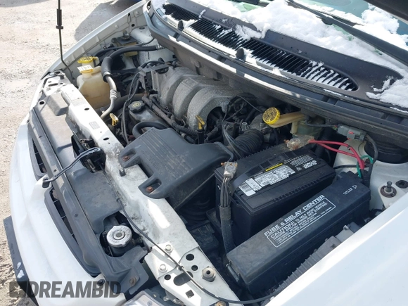 1998 Dodge Caravan LE with VIN 1B4GP54L7WB698340, listed as a IAAI auction lot 41252162 with 99,073 mi miles and . Bid and sale history available at carsss.com. Image 10.