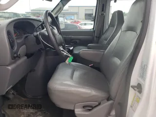 2008 Ford Econoline Passenger XL with VIN 1FMNE11W58DB33613, listed as a Copart auction lot 59142445 with 70,107 mi miles and Salvage title. Bid and sale history available at DreamBid. Image 7.