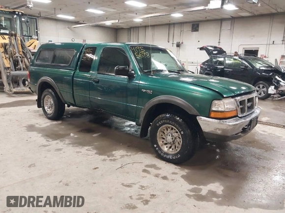 1999 Ford Ranger XL with VIN 1FTZR15V3XTA98120, listed as a IAAI auction lot 41955698 with 197,733 mi miles. Bid and sale history available at carsss.com. Image 1.