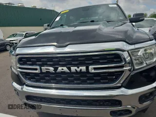 2023 Ram 1500 Big Horn z VIN 1C6RRFFG0PN574736, wystawiony jako IAAI lot #42832753 z przebiegiem 110 691 mil mil oraz . Historia ofert i sprzedaży dostępna na DreamBid. Obrazek 12.