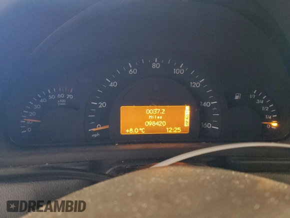 2004 Mercedes-Benz C 320 with VIN WDBRF64J24F547073, listed as a Copart auction lot 83461944 with 98,420 mi miles and Salvage Title. Bid and sale history available at DreamBid. Image 9.