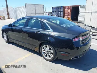 2014 Lincoln MKZ Hybrid z VIN 3LN6L2LU2ER830378, wystawiony jako IAAI lot #42207921 z przebiegiem 155 304 mil mil oraz . Historia ofert i sprzedaży dostępna na DreamBid. Obrazek 3.