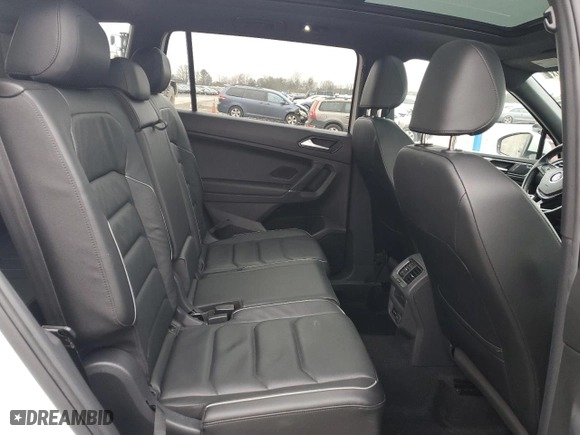 2018 Volkswagen Tiguan SEL Premium with VIN 3VV4B7AX0JM168253, listed as a Copart auction lot 44530495 with 61,769 mi miles and Salvage Title. Bid and sale history available at carsss.com. Image 11.