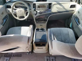 2013 Toyota Sienna LE AAS with VIN 5TDKK3DCXDS322897, listed as a Copart auction lot 65360025 with 287,988 mi miles and Clean title. Bid and sale history available at DreamBid. Image 8.
