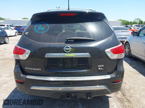 2014 Nissan Pathfinder SV z VIN 5N1AR2MMXEC684429, wystawiony jako IAAI lot #42233673 z przebiegiem 135 593 mil mil oraz . Historia ofert i sprzedaży dostępna na DreamBid. Obrazek 16.