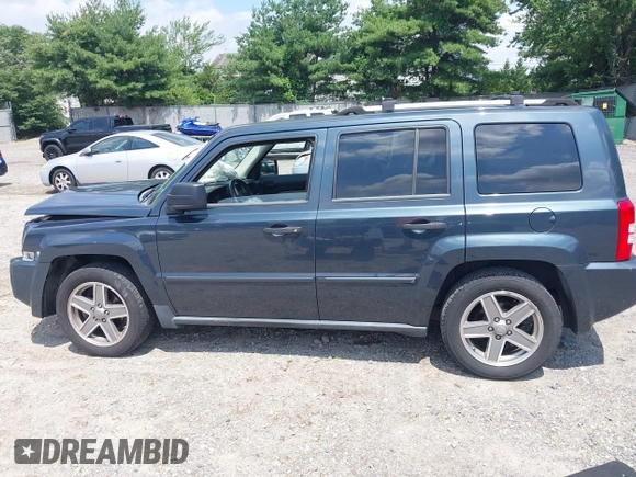 2007 Jeep Patriot Limited with VIN 1J8FT48W37D285614, listed as a IAAI auction lot 42616625 with 113,502 mi miles and . Bid and sale history available at DreamBid. Image 14.