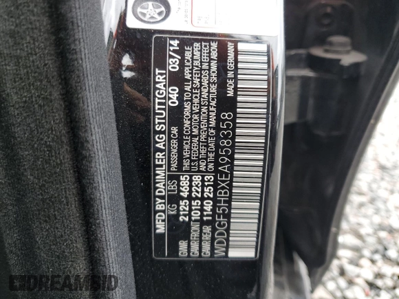 2014 Mercedes-Benz C 350 Sport with VIN WDDGF5HBXEA958358, listed as a Copart auction lot 48085305 with 154,880 mi miles and Clean Title. Bid and sale history available at DreamBid. Image 12.