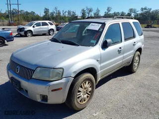 2005 Mercury Mariner Luxury with VIN 4M2YU57155DJ07235, listed as a IAAI auction lot 40687176 with 193,237 mi miles. Bid and sale history available at carsss.com. Image 2.