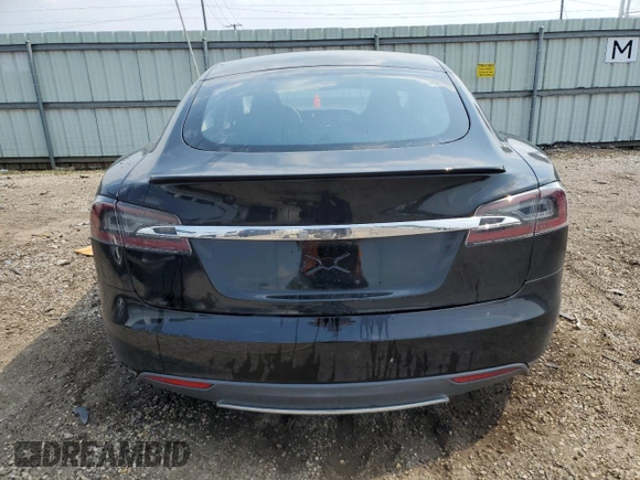 2014 Tesla Model S 60 with VIN 5YJSA1H11EFP36611, listed as a Copart auction lot 59544085 with 97,214 mi miles and Salvage title. Bid and sale history available at DreamBid. Image 6.