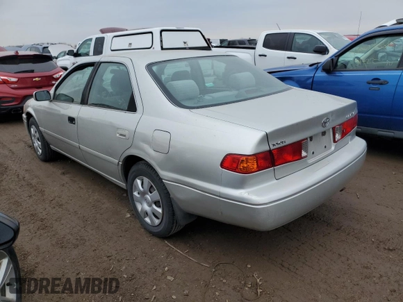 2001 Toyota Camry CE with VIN 4T1BG22K61U094759, listed as a Copart auction lot 50617575 with 125,121 mi miles and Salvage Title. Bid and sale history available at carsss.com. Image 2.