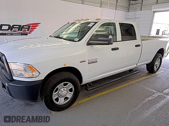 2018 Ram 2500 Tradesman с VIN 3C6UR4HJ8JG274627, выставлен на аукционе IAAI как лот 42575840 с пробегом 152 686 миль миль и . История ставок и продаж доступна на DreamBid. Изображение 43.