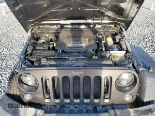 2018 Jeep Wrangler Willys Wheeler W z VIN 1C4AJWAGXJL852498, wystawiony jako Copart lot #52866945 z przebiegiem 90 515 mil mil oraz Szkoda całkowita • Salvage title. Historia ofert i sprzedaży dostępna na DreamBid. Obrazek 13.