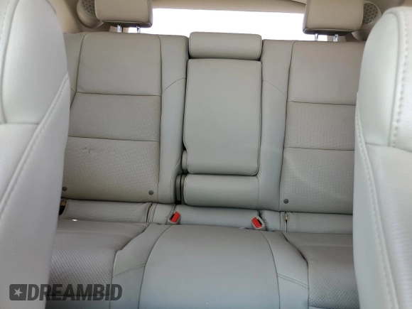 2014 Acura RDX Technology z VIN 5J8TB3H57EL007110, wystawiony jako Copart lot #51907365 z przebiegiem 108 596 mil mil oraz Czysty tytuł • Clean title. Historia ofert i sprzedaży dostępna na DreamBid. Obrazek 10.