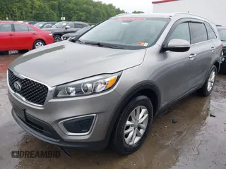 2017 Kia Sorento LX с VIN 5XYPGDA31HG270824, выставлен на аукционе IAAI как лот 42344131 с пробегом 195 128 миль миль и . История ставок и продаж доступна на DreamBid. Изображение 2.