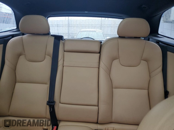 2019 Volvo XC60 Momentum z VIN LYV102RK6KB284499, wystawiony jako Copart lot #44971595 z przebiegiem 17 986 mil mil oraz Szkoda całkowita • Salvage title. Historia ofert i sprzedaży dostępna na DreamBid. Obrazek 10.