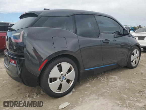 2014 BMW i3 with VIN WBY1Z2C53EV284116, listed as a Copart auction lot 47068395 with 2,304 mi miles and Non Repairable. Bid and sale history available at carsss.com. Image 3.