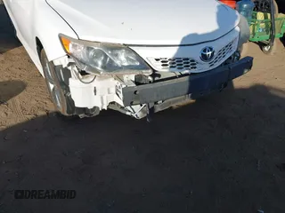 2013 Toyota Camry L with VIN 4T1BF1FK5DU296293, listed as a IAAI auction lot 40797607 with 71,175 mi miles. Bid and sale history available at carsss.com. Image 6.