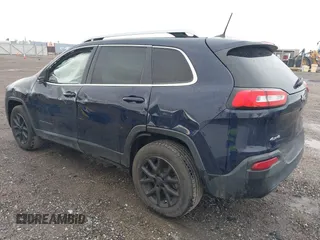 2016 Jeep Cherokee Latitude with VIN 1C4PJMCS1GW255876, listed as a IAAI auction lot 41775711 with 117,519 mi miles. Bid and sale history available at carsss.com. Image 3.