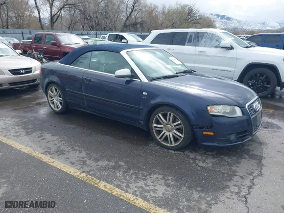 2007 Audi S4 with VIN WUARL48H87K901277, listed as a IAAI auction lot 41924414 with 204,898 mi miles. Bid and sale history available at carsss.com. Image 1.