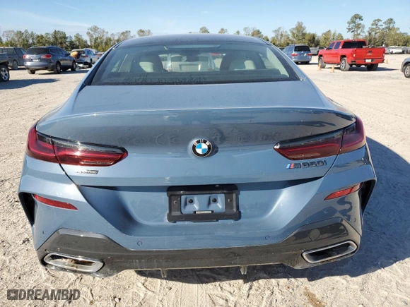 2022 BMW 8 Series M850i with VIN WBAGV8C06NCH25022, listed as a Copart auction lot 82894104 with 26,864 mi miles and Non Repairable. Bid and sale history available at carsss.com. Image 6.