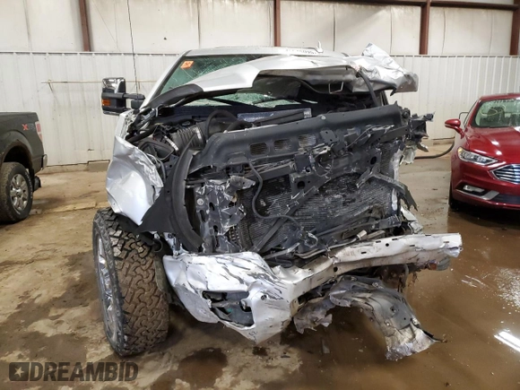 2019 GMC Sierra 2500HD Denali with VIN 1GT12SEY1KF202113, listed as a Copart auction lot 46548095 with 0 mi miles and Salvage Title. Bid and sale history available at carsss.com. Image 5.