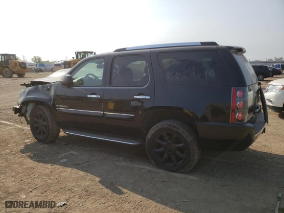 2008 GMC Yukon Denali with VIN 1GKFK63898J148375, listed as a Copart auction lot 71291834 with 0 mi miles and Salvage Title. Bid and sale history available at carsss.com. Image 2.