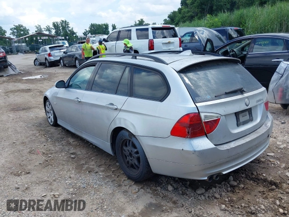 2006 BMW 3 Series 325xi with VIN WBAVT135X6KW22139, listed as a IAAI auction lot 42780030 with 222,216 mi miles and . Bid and sale history available at DreamBid. Image 3.