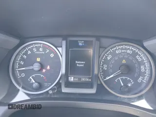 2021 Toyota Tacoma SR5 с VIN 3TMDZ5BN6MM099584, выставлен на аукционе IAAI как лот 41848068 с пробегом 28 556 миль миль и . История ставок и продаж доступна на DreamBid. Изображение 7.