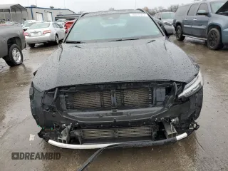 2020 Volvo V60 z VIN YV1102EM2L2366282, wystawiony jako Copart lot #78076903 z przebiegiem 27 977 mil mil oraz . Historia ofert i sprzedaży dostępna na DreamBid. Obrazek 5.